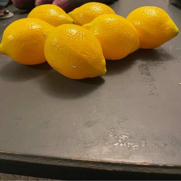 Fake Lemons,Artificial Yellow Lemons Artificial Fruits Faux Lemon Lifelike - Picture 2 of 2